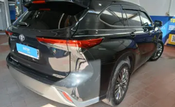 Toyota Highlander 2023 года за 25 000 000 тг. в Астана