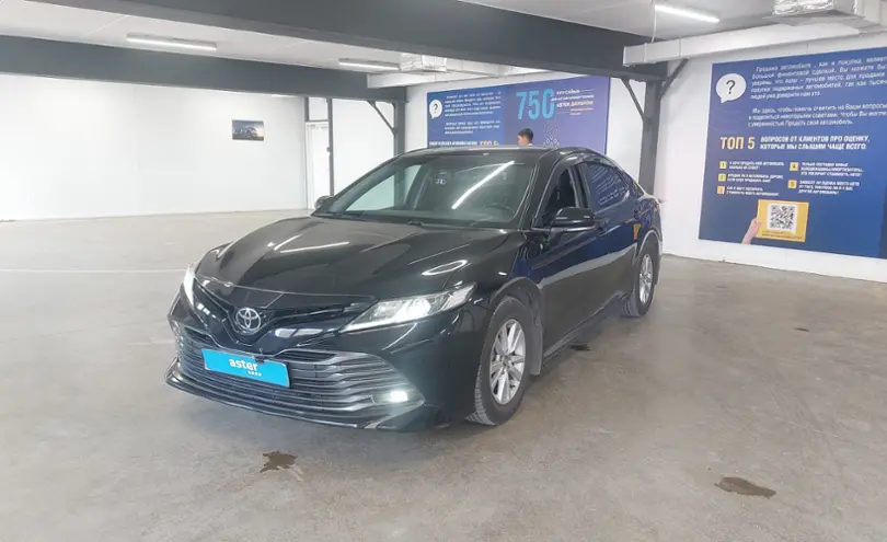 Toyota Camry 2019 года за 12 000 000 тг. в Астана