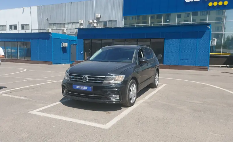 Volkswagen Tiguan 2019 года за 11 300 000 тг. в Алматы