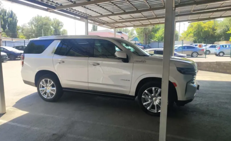 Chevrolet Tahoe 2022 года за 35 000 000 тг. в Алматы фото 4