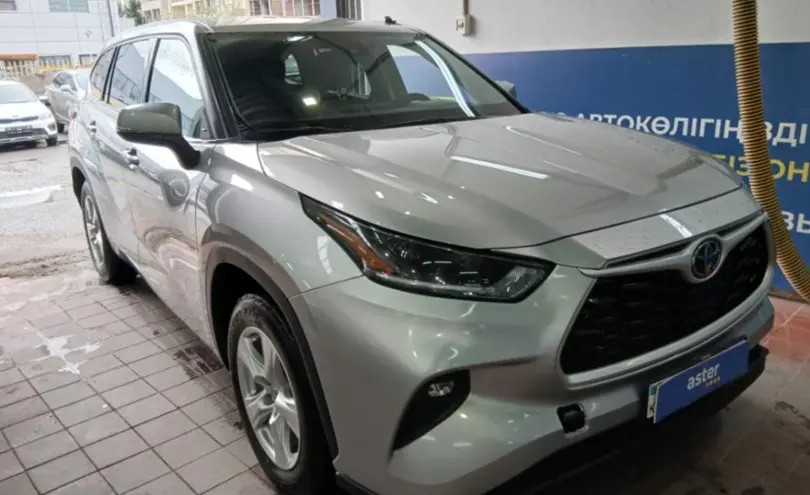 Toyota Highlander 2022 года за 25 000 000 тг. в Астана фото 3