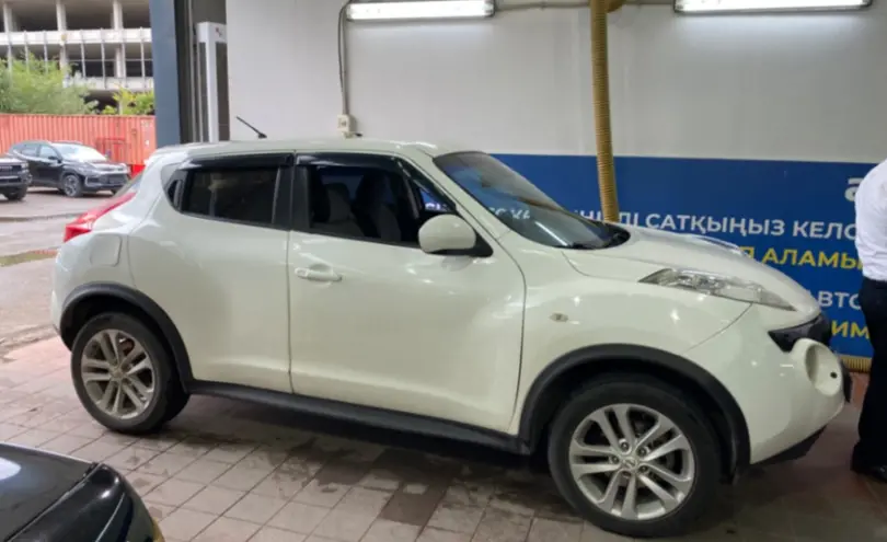 Nissan Juke 2014 года за 5 000 000 тг. в Астана фото 4