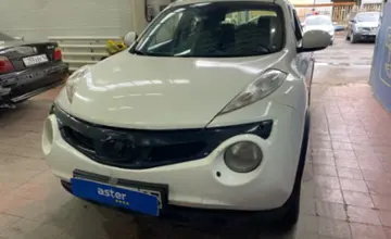 Nissan Juke 2014 года за 5 000 000 тг. в Астана фото 2