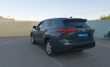 Toyota Highlander 2022 года за 25 000 000 тг. в Шымкент фото 4