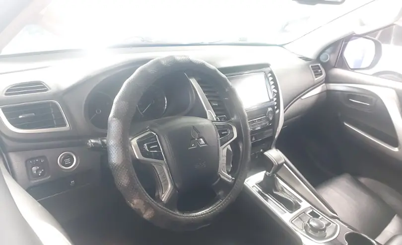 Mitsubishi Pajero Sport 2018 года за 15 000 000 тг. в Астана фото 5