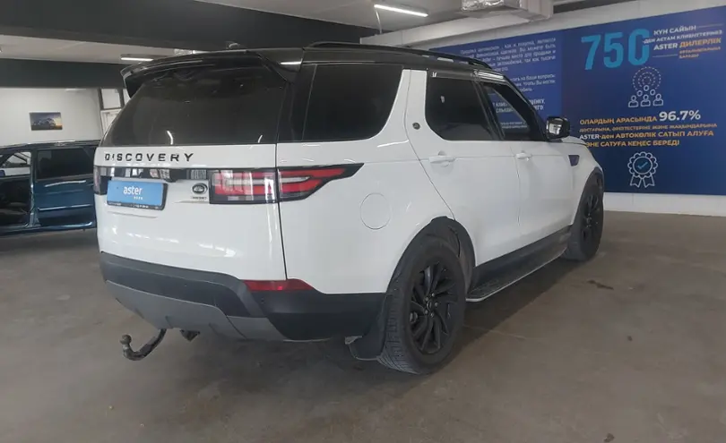 Land Rover Discovery 2017 года за 16 000 000 тг. в Астана фото 3