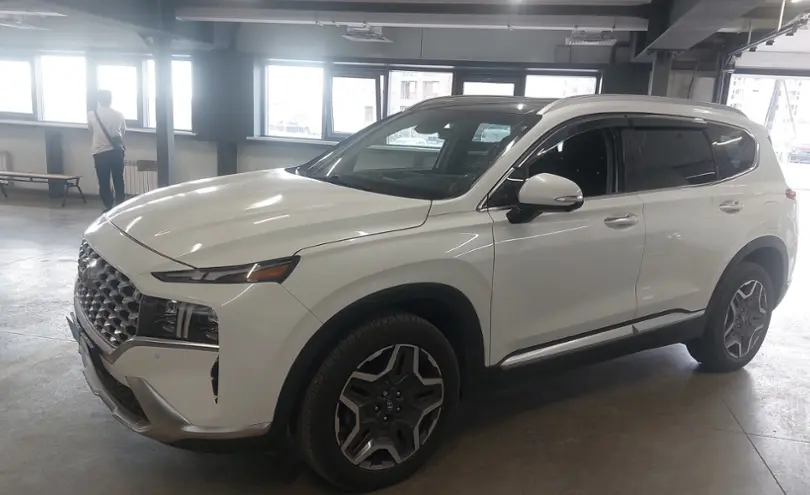 Hyundai Santa Fe 2022 года за 16 000 000 тг. в Астана
