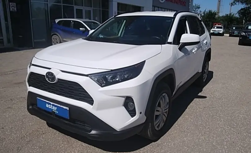 Toyota RAV4 2020 года за 14 000 000 тг. в Актобе