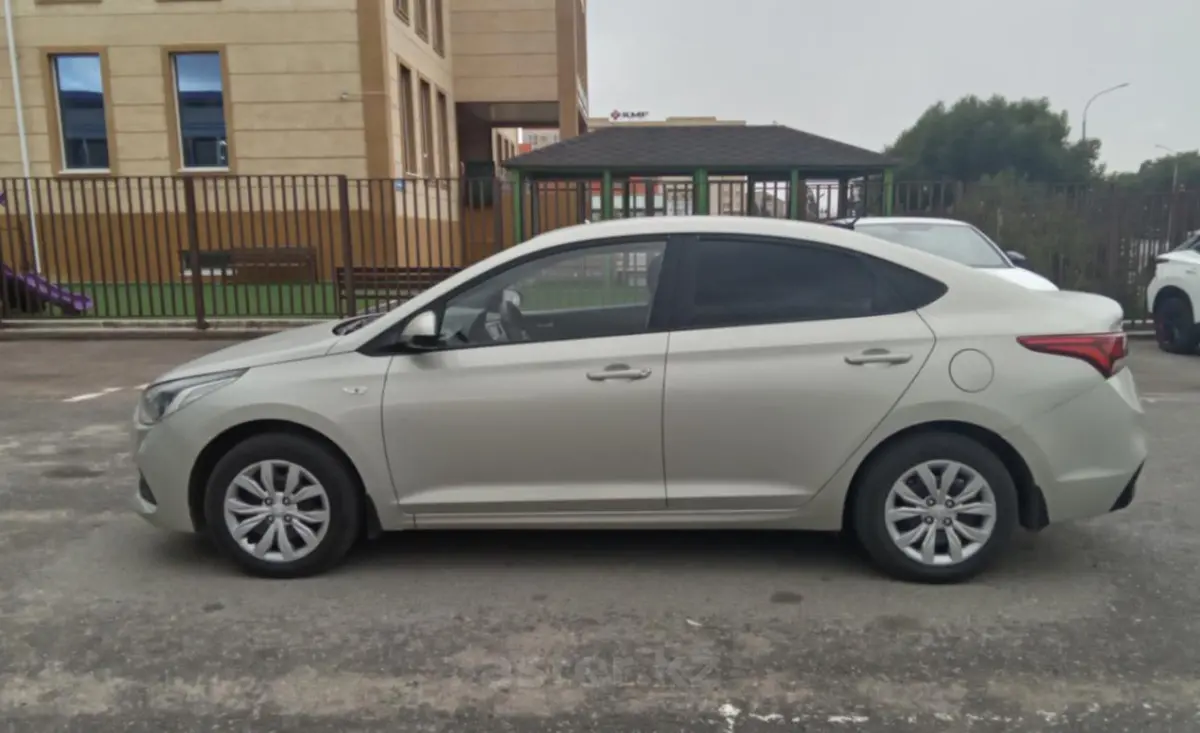 Hyundai Solaris 2019