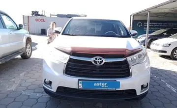 Toyota Highlander 2014 года за 12 000 000 тг. в Караганда фото 2