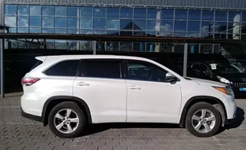 Toyota Highlander 2014 года за 12 000 000 тг. в Караганда фото 4