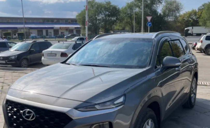 Hyundai Santa Fe 2020 года за 14 000 000 тг. в Уральск