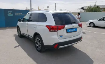 Mitsubishi Outlander 2018 года за 9 800 000 тг. в Шымкент фото 4