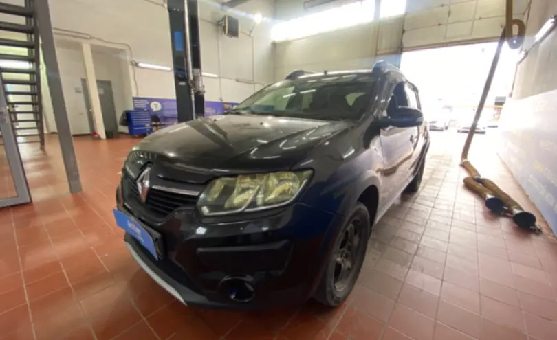Renault Sandero 2017 года за 5 000 000 тг. в Астана
