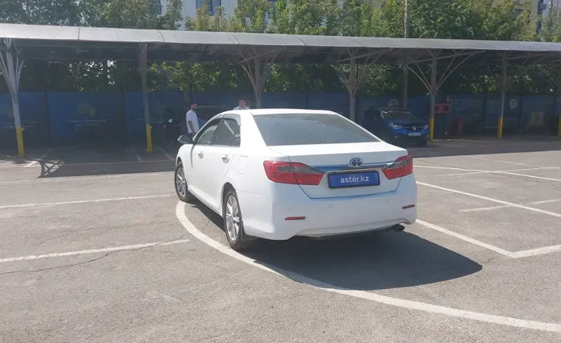 Toyota Camry 2013 года за 9 400 000 тг. в Алматы фото 4