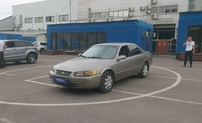 Toyota Camry 1998 года за 3 000 000 тг. в Алматы
