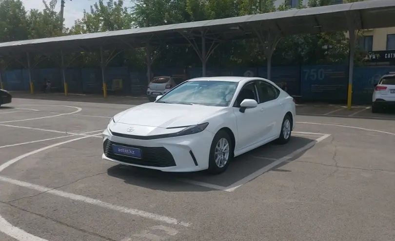 Toyota Camry 2024 года за 19 500 000 тг. в Алматы