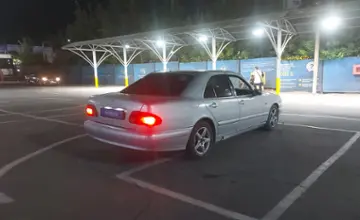 Mercedes-Benz E-Класс 1997 года за 2 500 000 тг. в Алматы фото 3