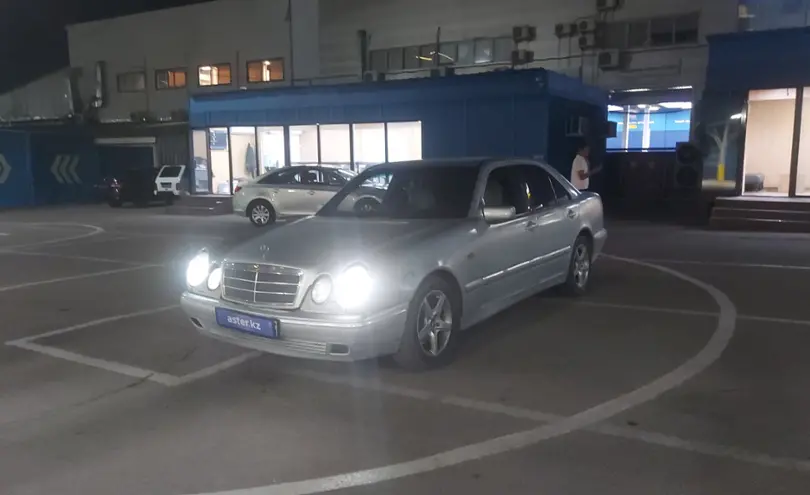 Mercedes-Benz E-Класс 1997 года за 2 500 000 тг. в Алматы