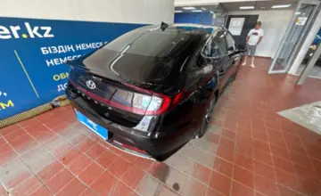Hyundai Sonata 2021 года за 12 500 000 тг. в Астана