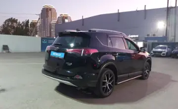 Toyota RAV4 2018 года за 14 000 000 тг. в Шымкент фото 3