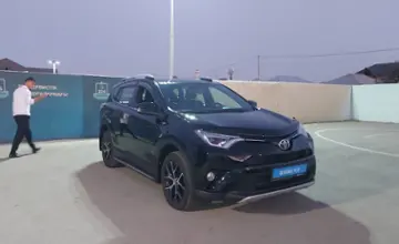 Toyota RAV4 2018 года за 14 000 000 тг. в Шымкент фото 2