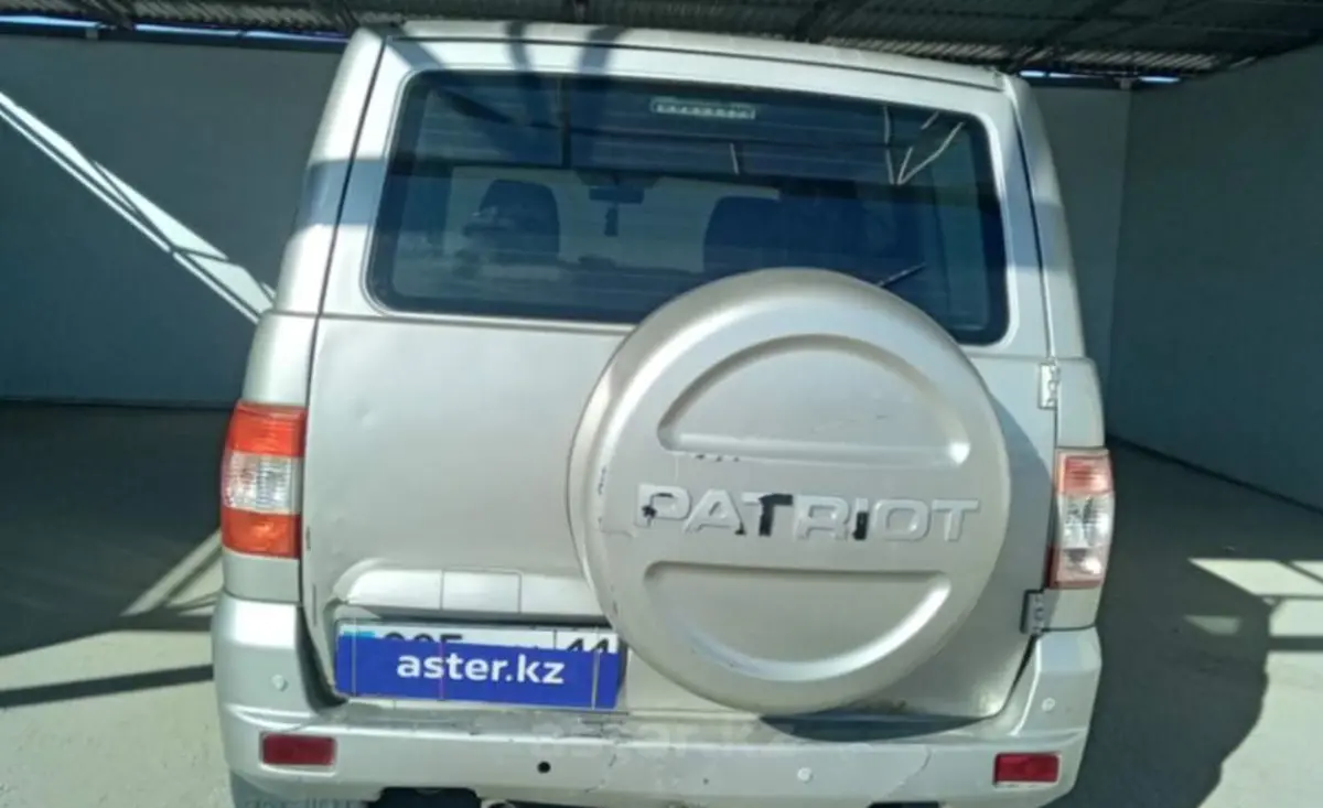 UAZ Patriot 2014