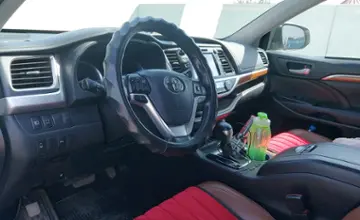Toyota Highlander 2017 года за 17 400 000 тг. в Шымкент фото 5
