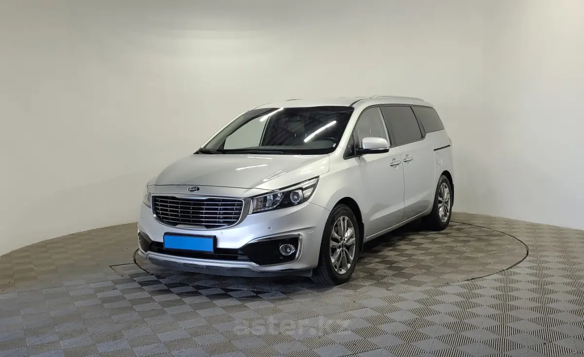 2014 Kia Carnival