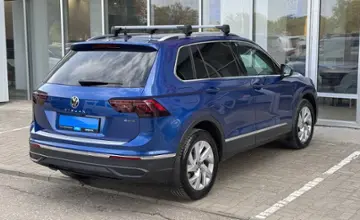 Volkswagen Tiguan 2021 года за 11 890 000 тг. в Актобе