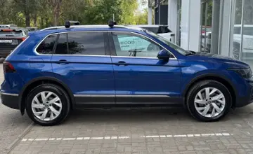 Volkswagen Tiguan 2021 года за 11 890 000 тг. в Актобе фото 4