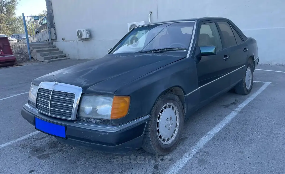 1990 Mercedes-Benz W124