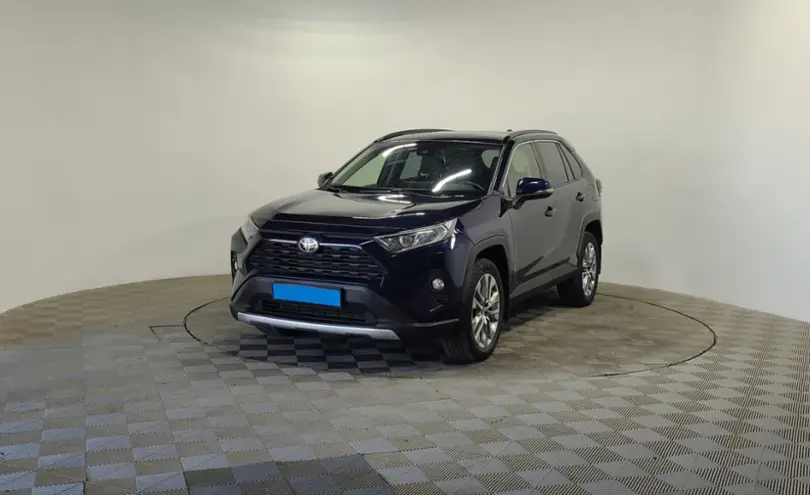 Toyota RAV4 2020 года за 13 990 000 тг. в Алматы