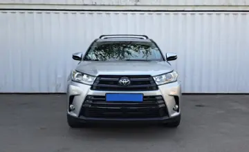 Toyota Highlander 2018 года за 15 550 000 тг. в Алматы фото 2
