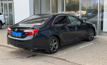 Toyota Camry 2013 года за 6 990 000 тг. в Актобе