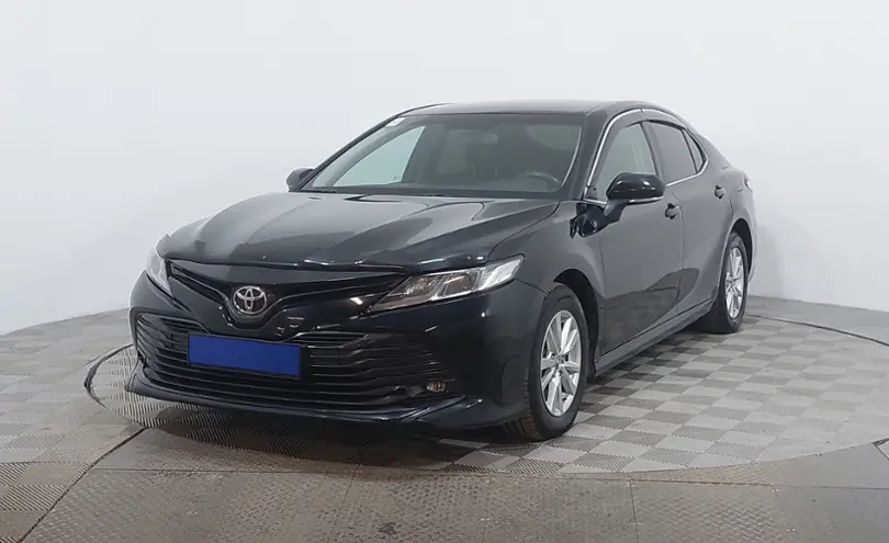 Toyota Camry 2019 года за 11 990 000 тг. в Астана