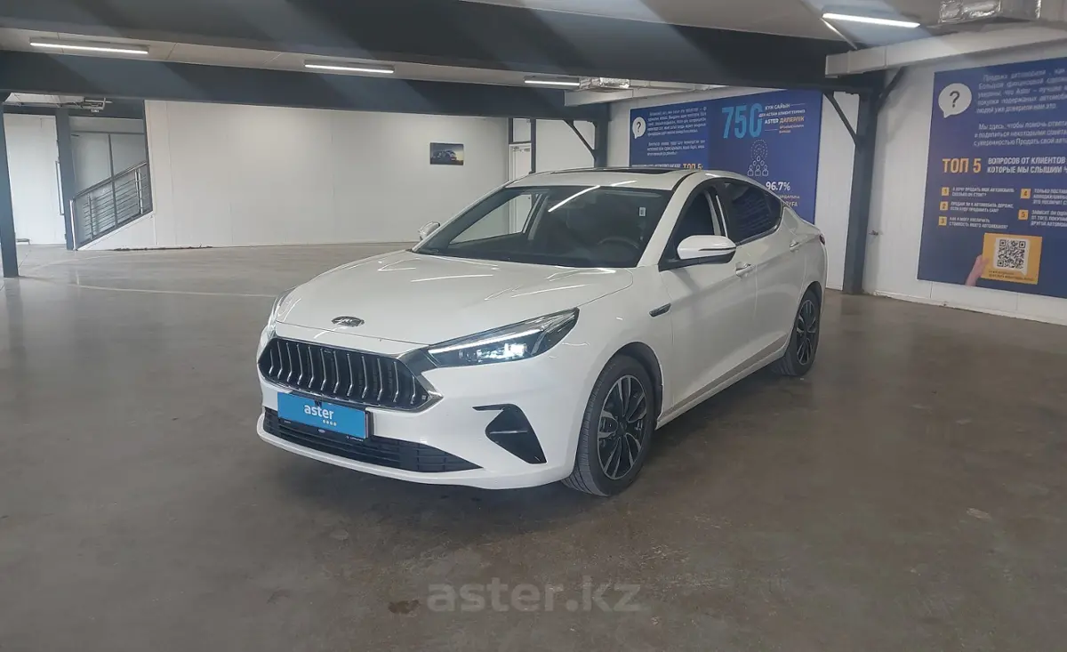 2024 JAC J7