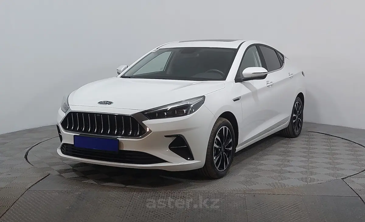 2024 JAC J7