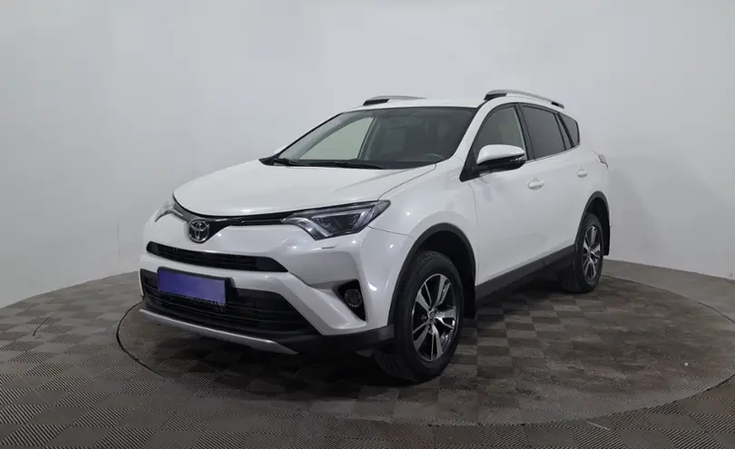 Toyota RAV4 2015 года за 10 450 000 тг. в Астана