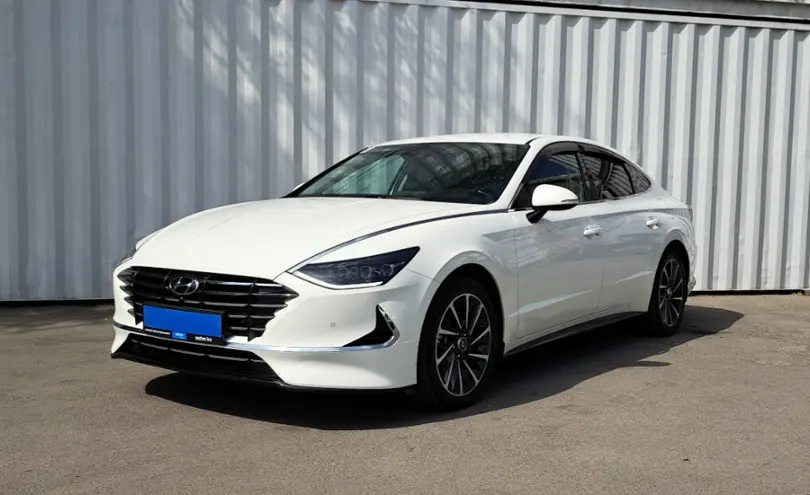 Hyundai Sonata 2023 года за 12 990 000 тг. в Алматы