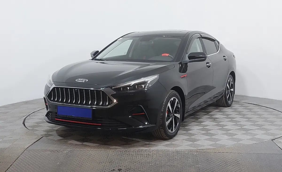 2022 JAC J7