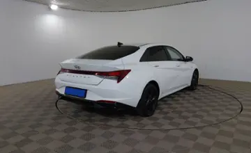 Hyundai Elantra 2022 года за 7 990 000 тг. в Шымкент