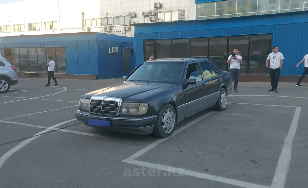 1988 Mercedes-Benz W124