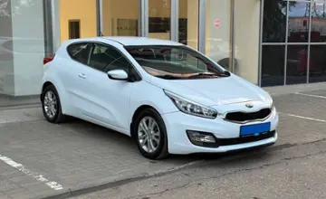 Kia Ceed 2013 года за 4 690 000 тг. в Актобе фото 3