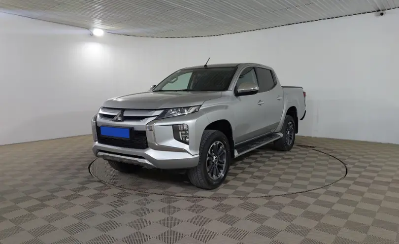 Mitsubishi L200 2021 года за 13 990 000 тг. в Шымкент