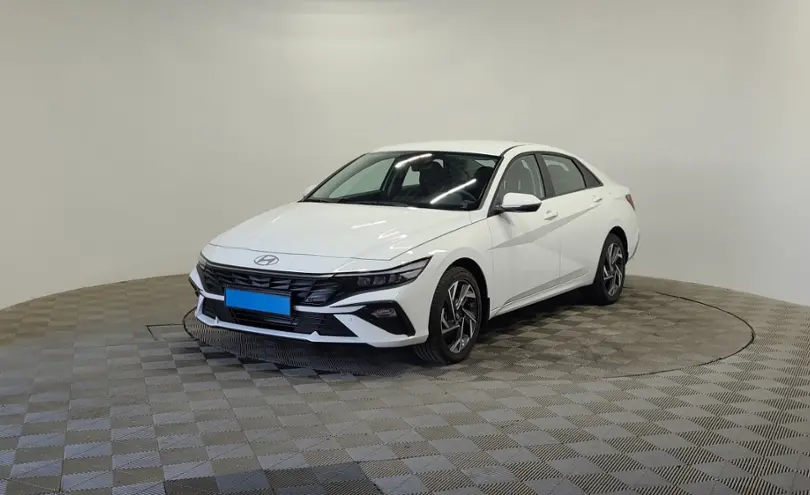 Hyundai Elantra 2024 года за 10 990 000 тг. в Алматы