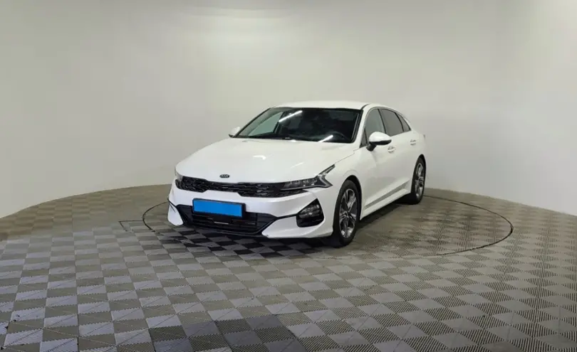 Kia K5 2021 года за 10 500 000 тг. в Алматы