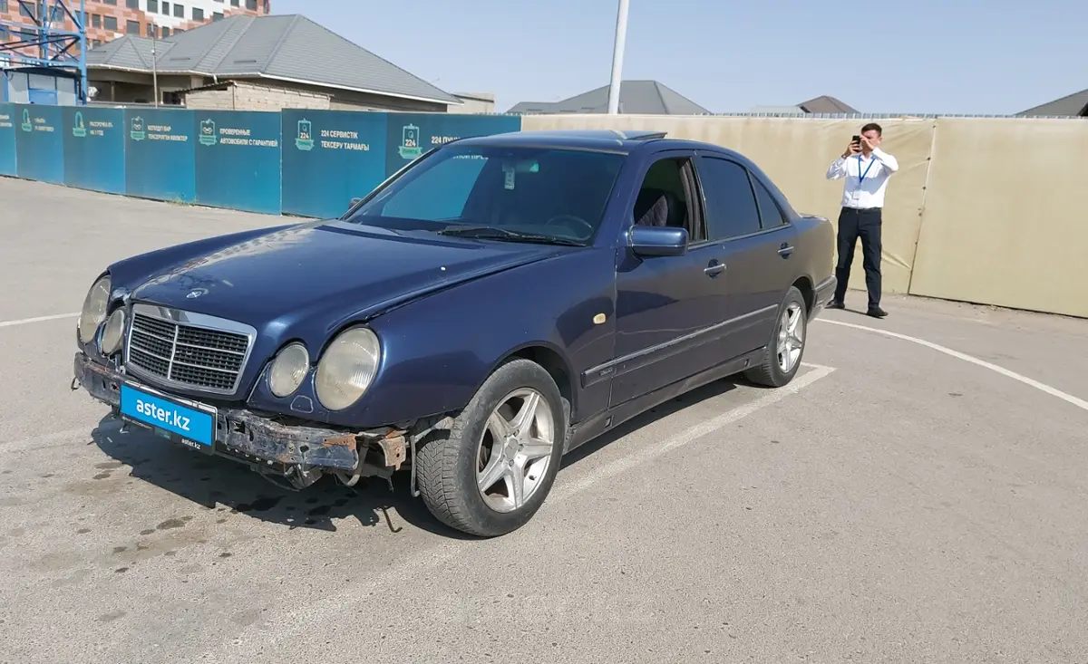 1997 Mercedes-Benz E-Класс