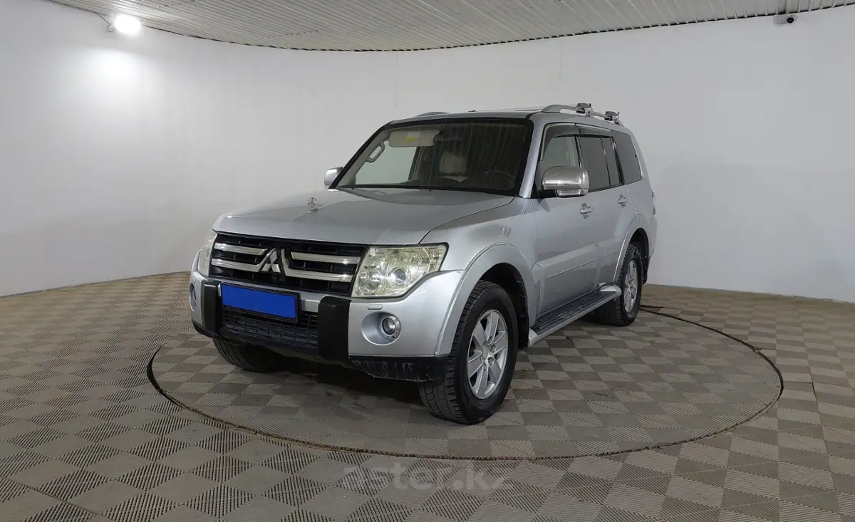 2012 Mitsubishi Pajero