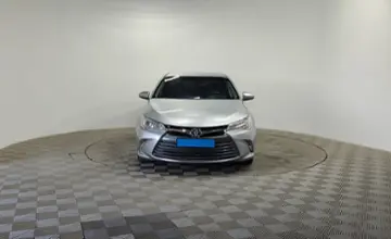 Toyota Camry 2015 года за 9 900 000 тг. в Алматы фото 2